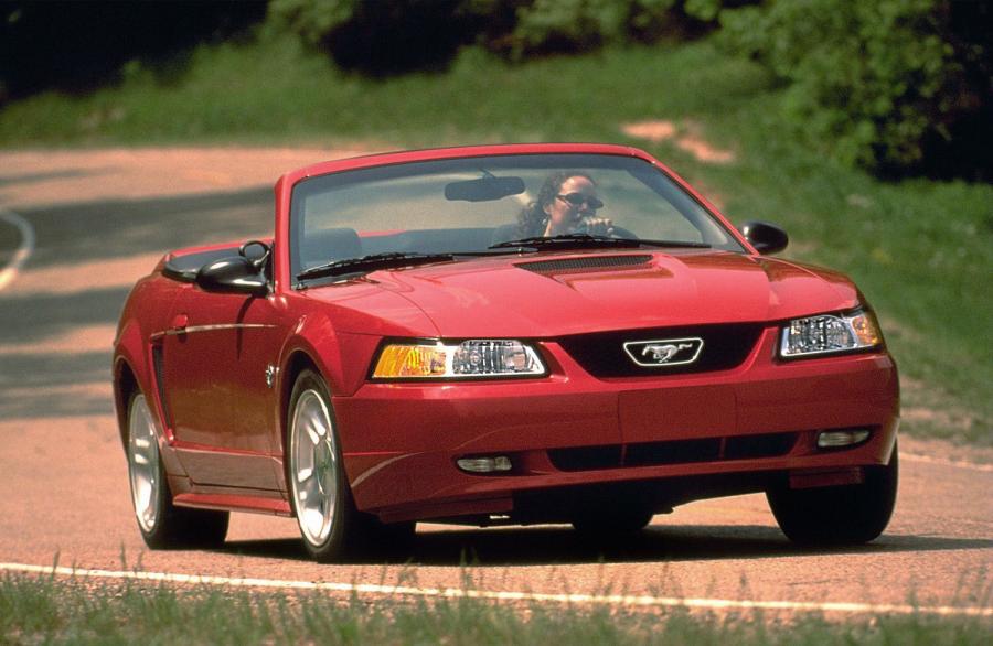  Ford Mustang GT Convertible 35th Anniversary 1999 года  (фото 2 из 24)